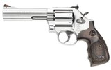 SMITH & WESSON 686 PLUS 3-5-7 MAGNUM SERIES - 2 of 3