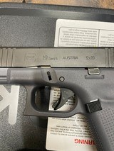 GLOCK 19gen5 - 3 of 5