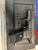 RUGER SR40C - 1 of 3