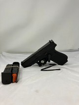 GLOCK 19 Gen5 - 1 of 5