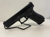 GLOCK G17 MOS - 1 of 6