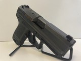 HECKLER & KOCH USP - 2 of 4