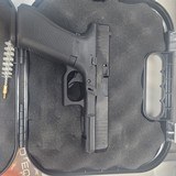 GLOCK Blue Label G17 Gen 5 9MM LUGER (9X19 PARA) - 1 of 2