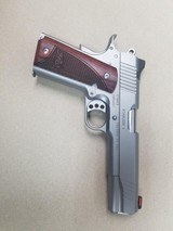 KIMBER 1911 Stainless II - 1 of 7