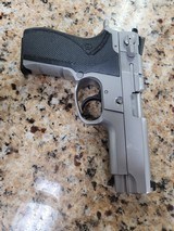 SMITH & WESSON 4006 - 5 of 8