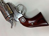 RUGER NEW VAQUERO HIGH GLOSS - 4 of 5