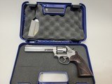 SMITH & WESSON 686 DELUXE - 1 of 2