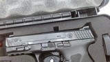 SMITH & WESSON M&P 40 2.0 Compact .40 S&W - 2 of 4