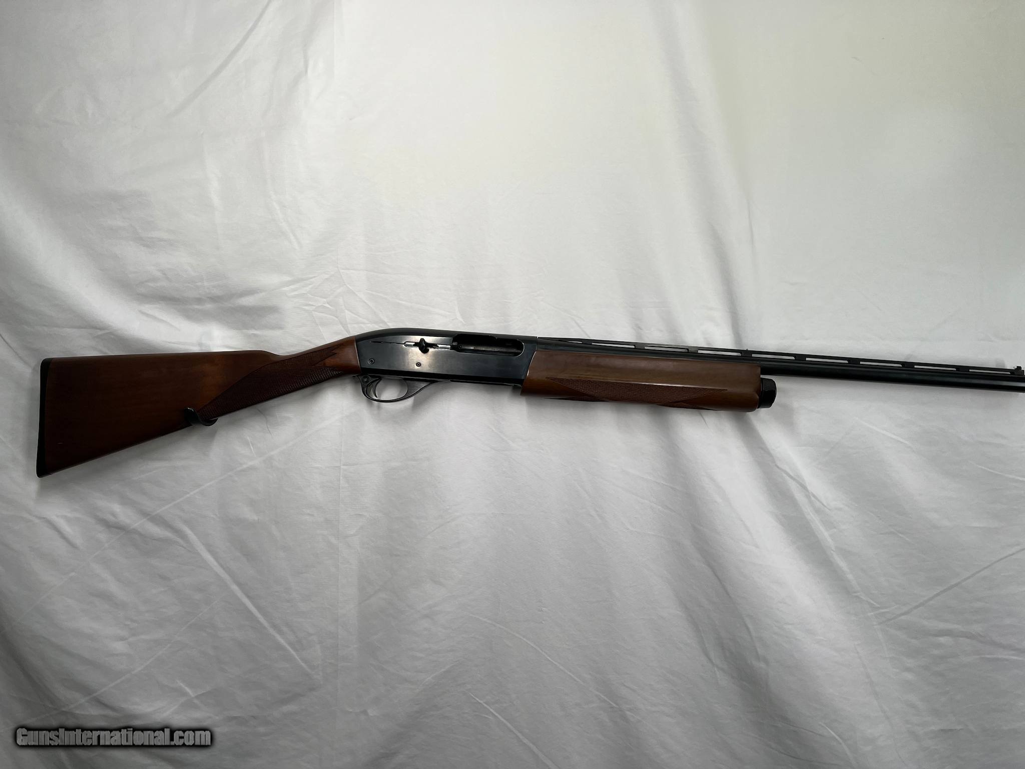 REMINGTON ARMS COMPANY, INC. 1100 lt-20