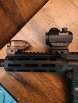 SMITH & WESSON M&P 15-22 - 2 of 5