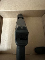 BERETTA USA APX Carry - 2 of 4