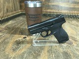 SMITH & WESSON M&P9 SHIELD - 1 of 4