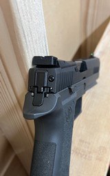 SIG SAUER P320 X5 LEGION - 3 of 5
