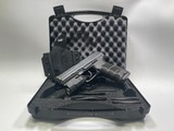 HECKLER & KOCH HK P30 - 1 of 4