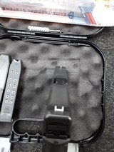 GLOCK 22 GEN 4 W/ EXTENDED MAGAZINE .40 S&W - 3 of 4