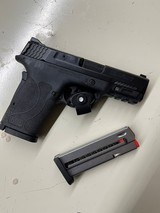 SMITH & WESSON M&P 9 Sheild EZ M2.0 9MM LUGER (9X19 PARA) - 2 of 6
