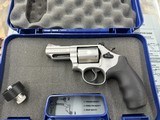 SMITH & WESSON 66 COMBAT MAGNUM - 1 of 2