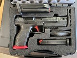 HECKLER & KOCH VP9 - 3 of 3