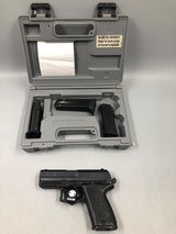 HECKLER & KOCH H&k USP Compact .40 S&W (Made in Germany) - 1 of 5