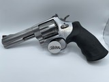 SMITH & WESSON 629 CLASSIC 5 - 1 of 2