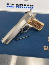 COLT 1911 GOVERNMENT - 3 of 3