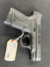 SMITH & WESSON M&P40C - 2 of 4