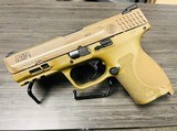 SMITH & WESSON M&P 9 M2.0 Compact - 1 of 6