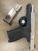 SMITH & WESSON SD9 VE - 2 of 5