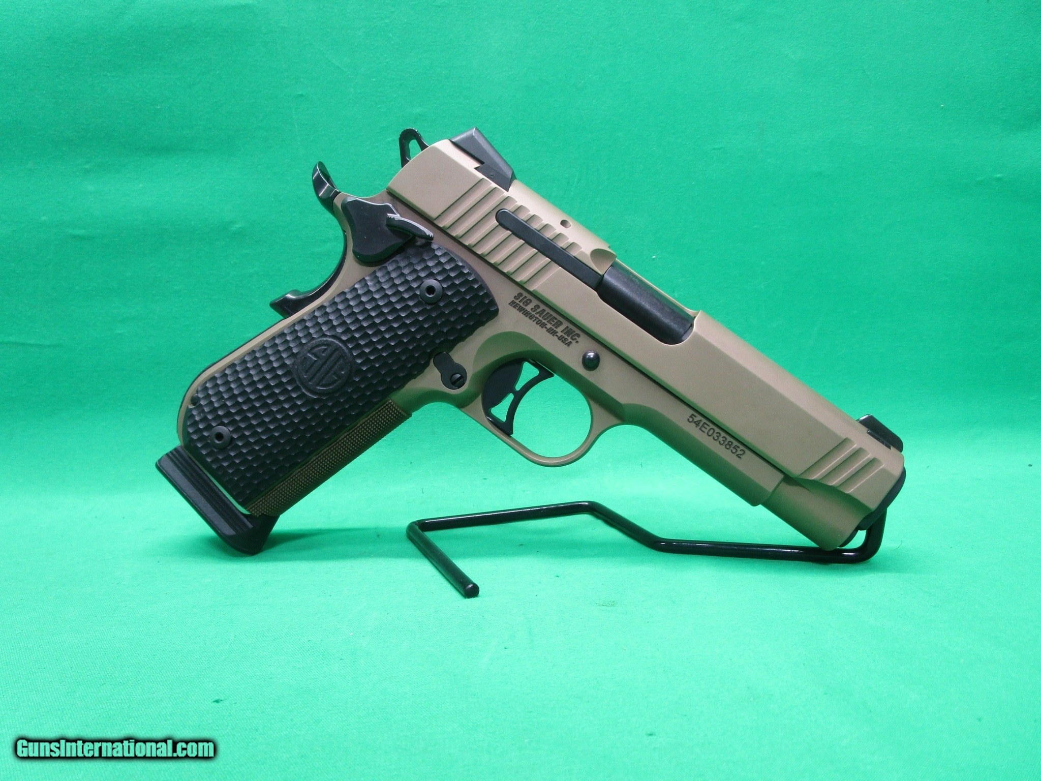 SIG SAUER 1911 CARRY FASTBACK EMPEROR SCORPION