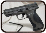 SMITH & WESSON M&P9 METAL - 1 of 5