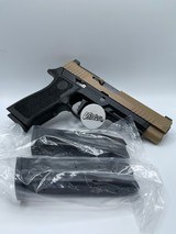 SIG SAUER P320 X-VTAC - 1 of 3