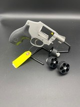 SMITH & WESSON 642-2 AIRWEIGHT - 1 of 2