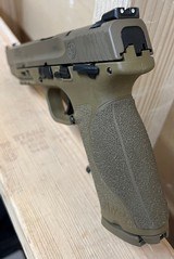 SMITH & WESSON M&P9 M2.0 FDE 9MM LUGER (9X19 PARA) - 2 of 6