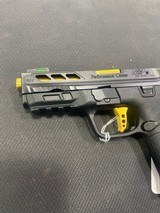 SMITH & WESSON M&P380 SHIELD EZ M2.0 GOLD PORTED BARREL - 4 of 6