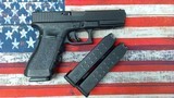 GLOCK 22 GEN 3 - 2 of 7