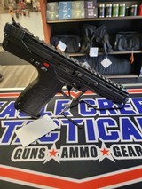 KEL-TEC CP33 - 1 of 2