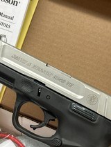 SMITH & WESSON SD40VE - 5 of 5