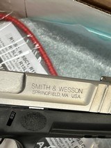 SMITH & WESSON SD40VE - 4 of 5