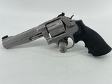 SMITH & WESSON 686-6 - 1 of 2