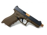 GLOCK 17 - 1 of 2