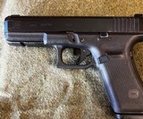 GLOCK 17 Gen 5 9MM LUGER (9X19 PARA) - 2 of 5