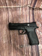 SMITH & WESSON M&P22 COMPACT - 2 of 6