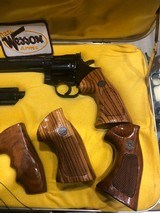 DAN WESSON Pistol Pack - 2 of 5