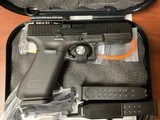 GLOCK 17 GEN 5 - 2 of 2