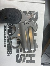 BOND ARMS ROUGHNECK - 1 of 3