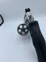 SMITH & WESSON 460 V - 5 of 7