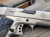 SMITH & WESSON 1911 - 5 of 7