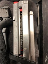 SMITH & WESSON M&P 9 SHIELD EZ 9MM LUGER (9X19 PARA) - 7 of 7