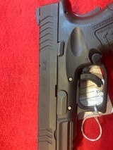 SPRINGFIELD ARMORY XDM 3.8 Compact (With Original Box) 9MM LUGER (9X19 PARA) - 4 of 6