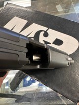 SMITH & WESSON M&P9 SHIELD EZ M2.0 - 2 of 3